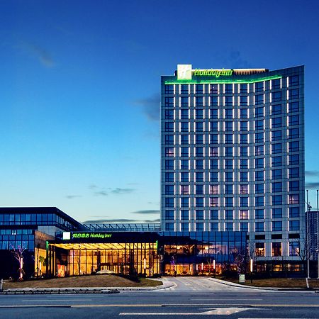 Holiday Inn Wuxi Taihu New City By Ihg Eksteriør billede