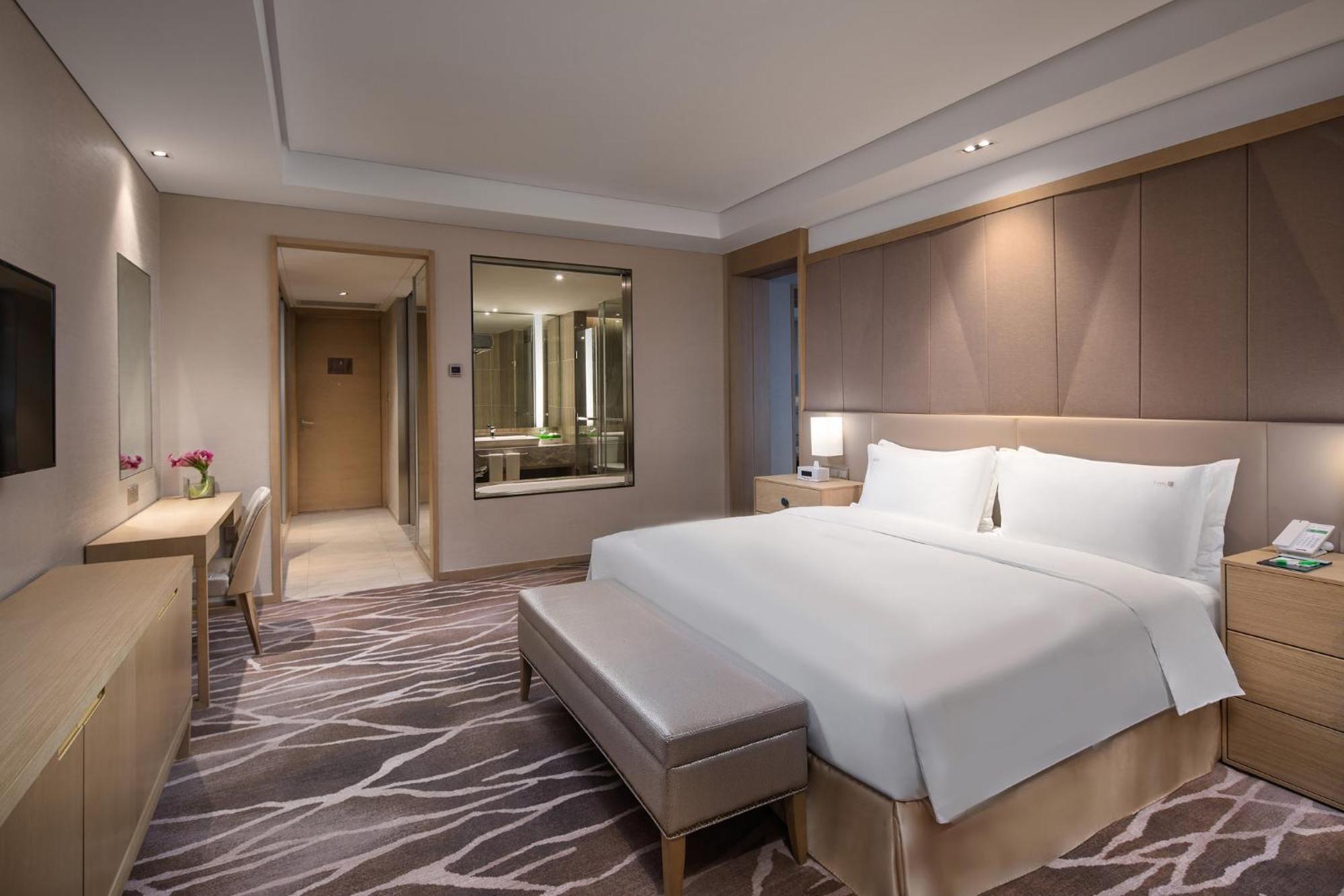 Holiday Inn Wuxi Taihu New City By Ihg Eksteriør billede